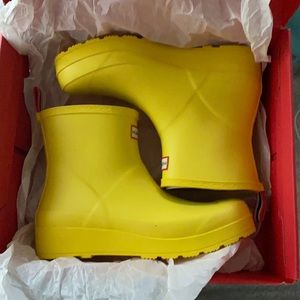 Hunter boot size 10 yellow women’s